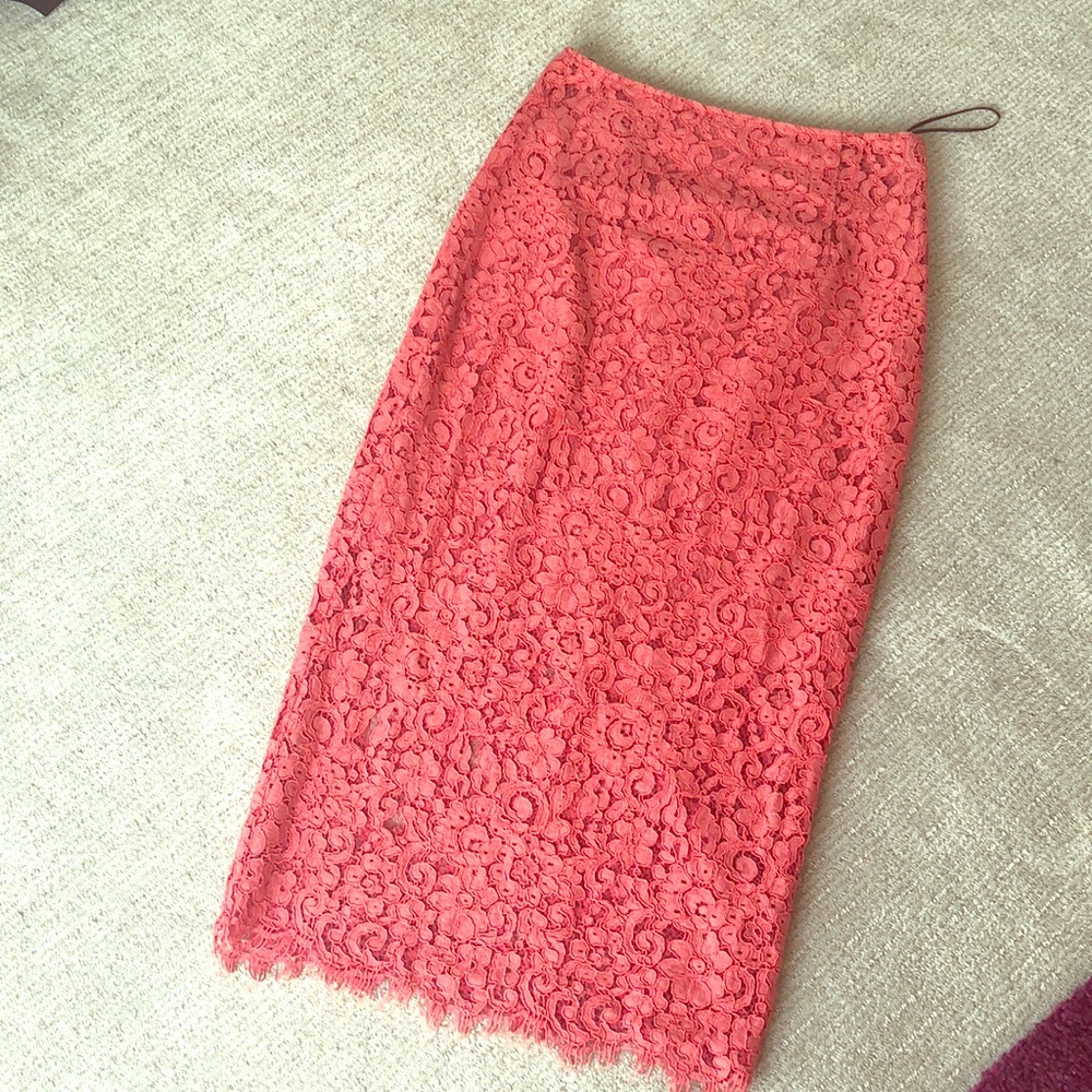 Midi lace skirt